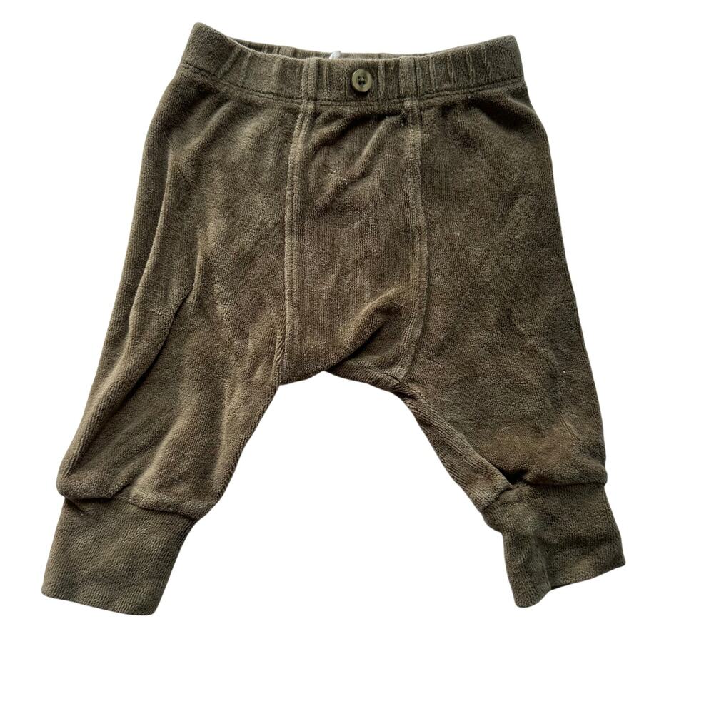 Kate Quinn pants